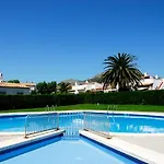Les Capelles 37 *