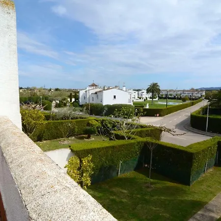 Les Capelles 37 Feriehus *